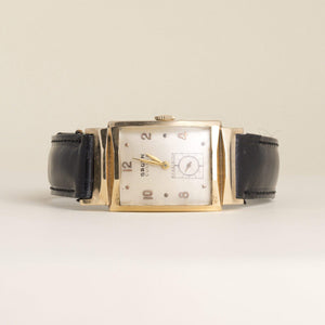 Vintage 1948 13.5K Gold Gruen Curvex Precision Manual Wind Watch
