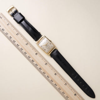 Vintage 1948 13.5K Gold Gruen Curvex Precision Manual Wind Watch