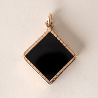 Victorian 14K Yellow Gold Carnelian Intaglio Pendant Locket