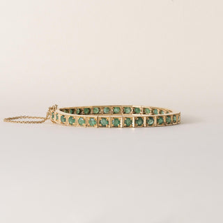 Vintage 14K Yellow Gold Flex 5.54 Carats Emerald Bangle Bracelet