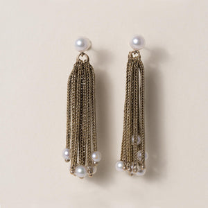 Vintage 1970s Pearl Wheat Chain Tassel Dangle Earrings 14K Gold