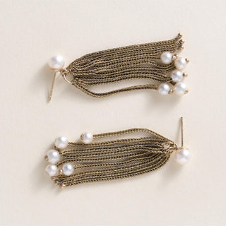 Vintage 1970s Pearl Wheat Chain Tassel Dangle Earrings 14K Gold