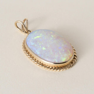 Vintage 14K Gold 15 Carat Opal Bezel Pendant