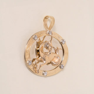 Vintage Capricorn Zodiac Diamond Oval Pendant 14K Gold