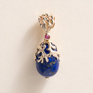 Vintage 14K Gold Italy Lapis Lazuli Egg and Ruby Decorative Pendant Charm