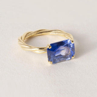 18K Gold 4.57 Carat Blue Sapphire GIA Emerald Cut Twisted Band Solitaire
