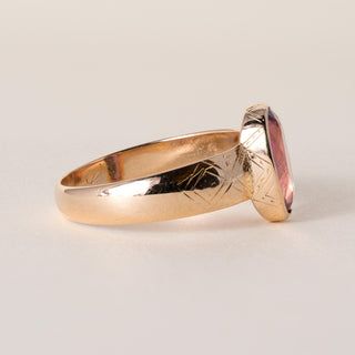 Vintage Finnish 1.80 Carat Pink Oval Gemstone Tourmaline Bezel Rose Gold Ring