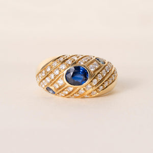 Vintage 18K Gold 0.73 Carats Diamond and 1 Carat Sapphire Dome Swirl Ring