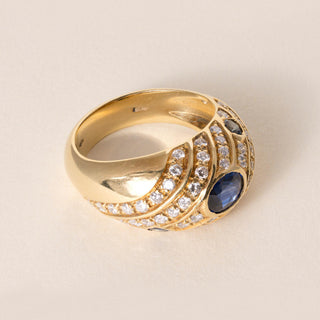 Vintage 18K Gold 0.73 Carats Diamond and 1 Carat Sapphire Dome Swirl Ring