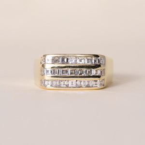 Vintage 18K Gold Signet Style 1.90 Carats French Cut Diamond Channel Set Ring