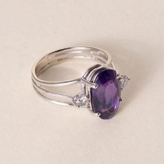 Vintage 14K White Gold Elongated Oval Amethyst and Diamond 3 Stone Ring