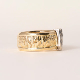 Vintage 18K Two Tone Gold Double Arrows Diamond Ring Band