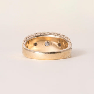 Vintage 14K Yellow Gold 0.57 Carats 3 Stone Diamond Gypsy Ring