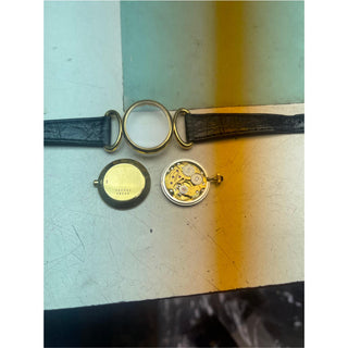 Vintage Baume & Mercier Ladies Lapis Lazuli Dial Wristwatch 18K yellow gold