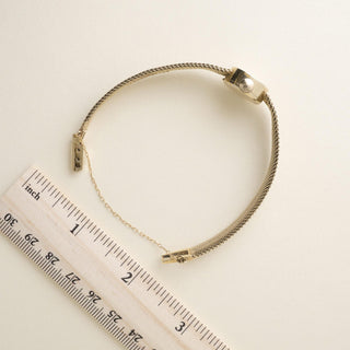 Vintage 14K gold Rolex Ladies Mechanical Round Bezel Watch