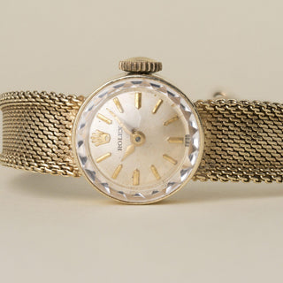 Vintage 14K gold Rolex Ladies Mechanical Round Bezel Watch