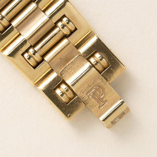Vintage 18K Piaget Dancer Diamond and Mother of Pearl Dial Ladies Watch
