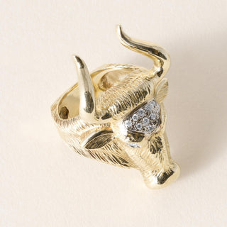 Vintage 14K Yellow Gold Diamond Bull Head with Horns Ring