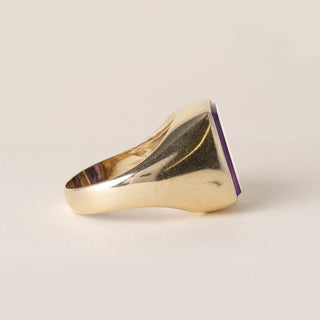 Vintage Portrait Cut Amethyst Signet Style Ring 14K Yellow Gold