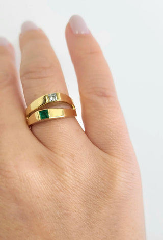 Vintage Emerald and Diamond Princess Cut Toi Et Moi Euro Shank 18k Gold Ring