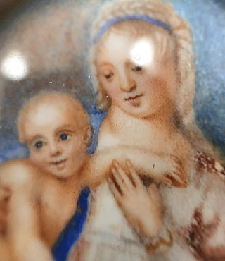 Vintage 10K Yellow Gold Madonna with Child Portrait Large Brooch