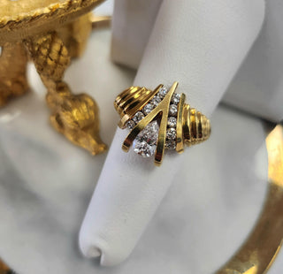 18K Gold 0.50 Carat Pear Shape Diamond Wishbone Ring