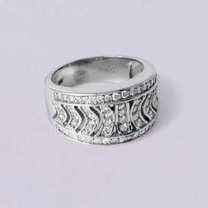 Vintage 0.63 Carats 14K White Gold Diamond Chevron Pavé Wide Band Ring