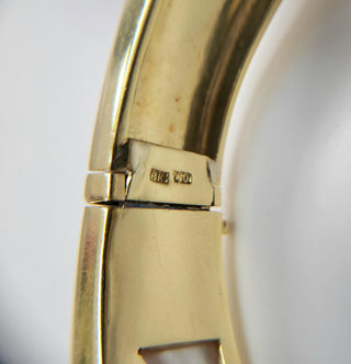 18K Gold 2.20 Carats Ruby, Diamond & Mother of Pearl Inlay Bangle