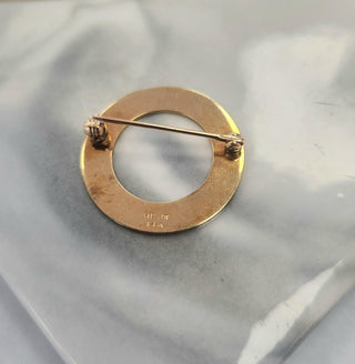 Vintage Circle Brooch Roses and Leaves Engraved 14K Yellow Gold
