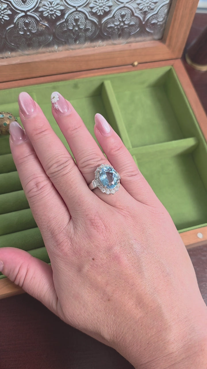 Vintage 1970s 6.47ct Oval Aquamarine 1.22ct Diamond Halo Baguette Ring Platinum