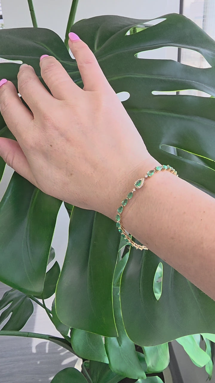 14K Gold 7 Carats Green Emerald and Diamond Tennis Bracelet