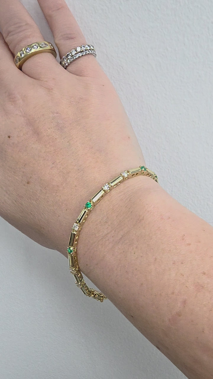 Vintage 14K Gold 1.2 Carats Emerald and Diamond Line Bracelet