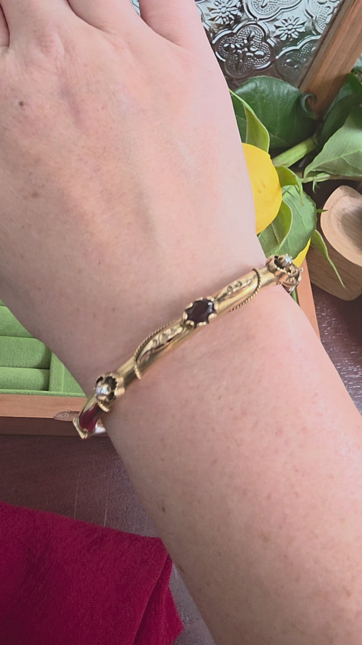 Victorian Antique 1890s Garnet Grey Pearl Hinged Bangle Rope Wire 13K Gold