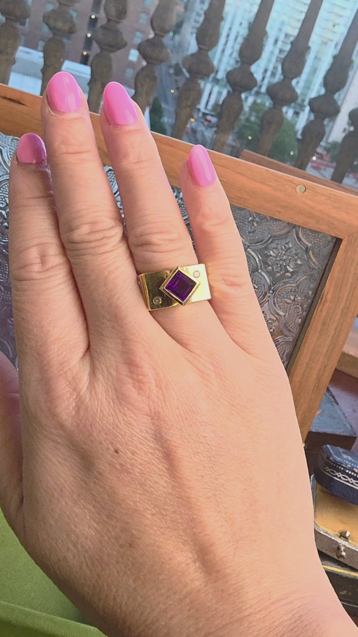 Vintage 14K Yellow Gold Amethyst Bezel and Diamond Contemporary Ring