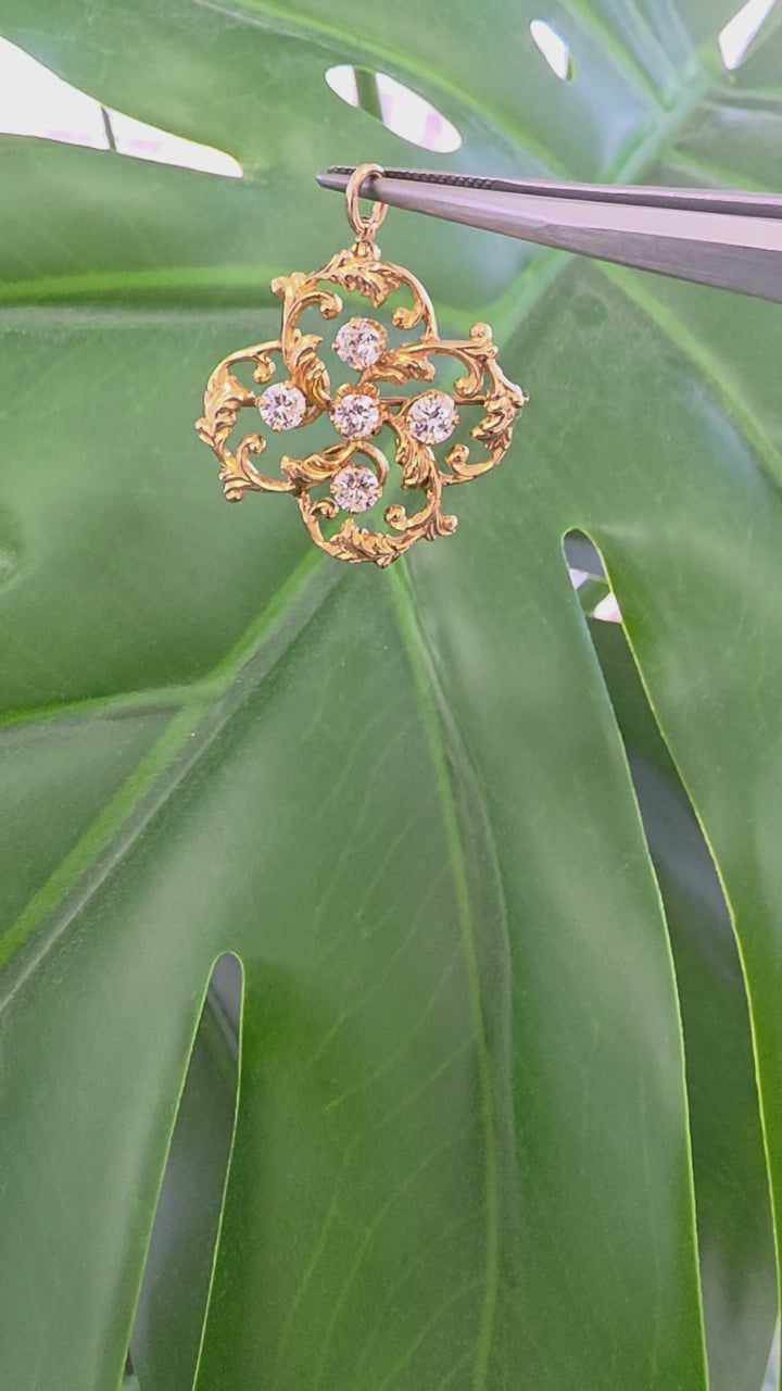 Vintage 14K 0.90 Carats Diamond Gilded Clover Brooch Pendant