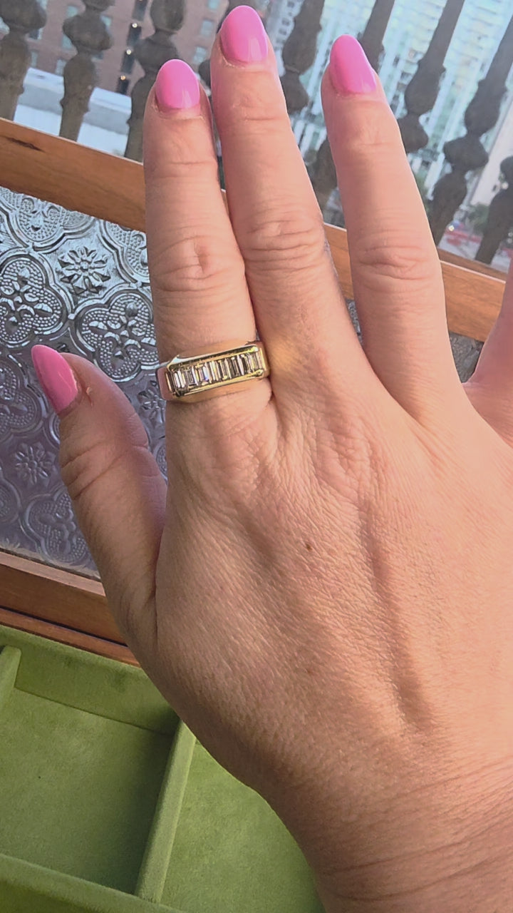 Vintage 14K Gold 1 Carat Diamond Baguette Channel Set Ring Band
